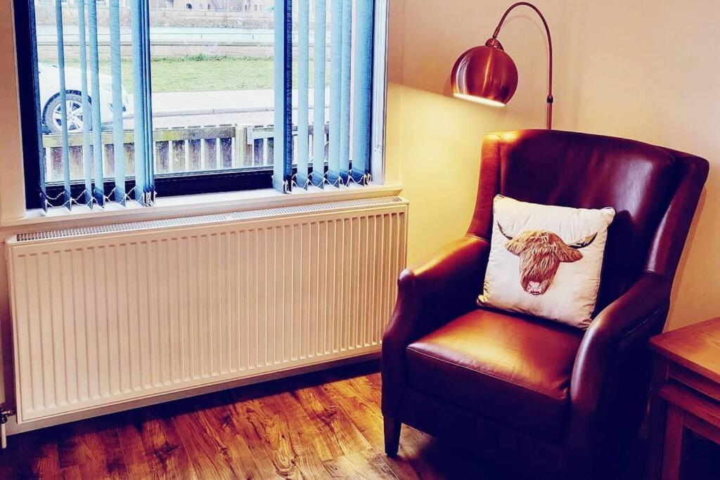 Ness Riverfront Holiday Home - City Centre Inverness Exterior foto